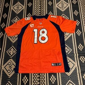 NFL Denver Broncos Peyton Manning football jersey W/captains patch size 52